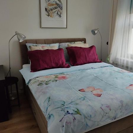 Apartment Vera Загреб Экстерьер фото
