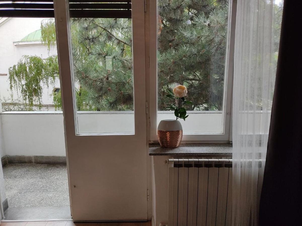 Apartment Vera Загреб Экстерьер фото