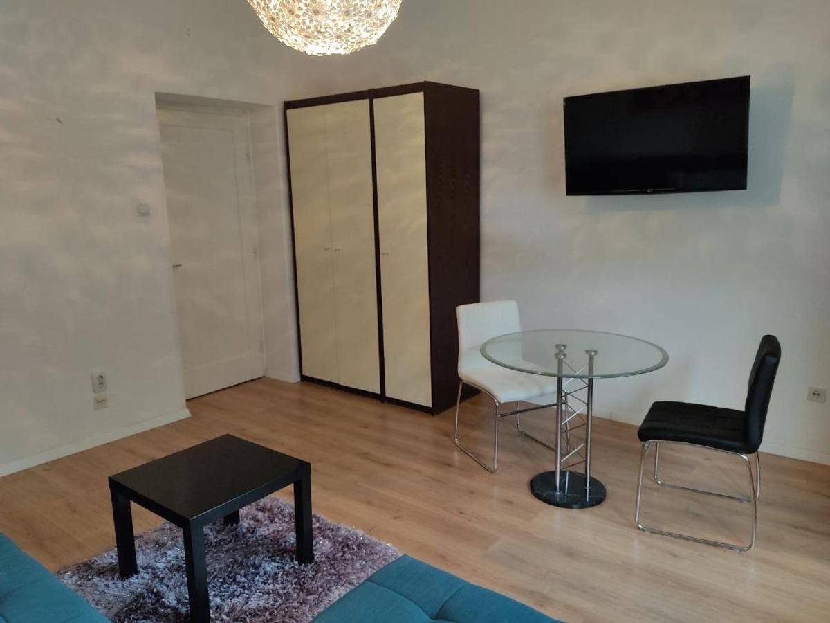 Apartment Vera Загреб Экстерьер фото